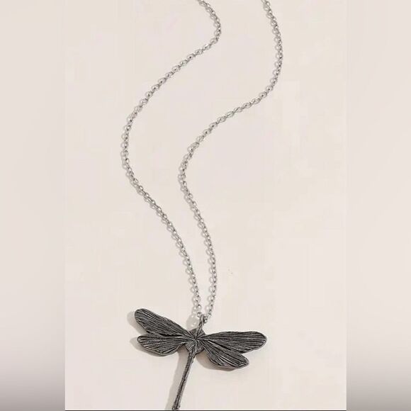 Bohemian Antique Silver tone Dragonfly Pendant Necklace Stone Accent adjustable - Picture 6 of 7